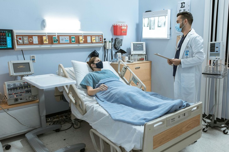 Những bệnh viện 'không thể gượng dậy' từ đại dịch Covid-19- Ảnh 4.