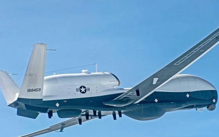 UAV biết 'nói' xuất hiện ở các bãi biển Belarus- Ảnh 2.