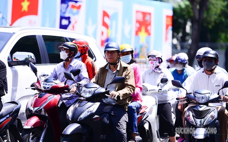 Thời tiết từ nay đến cuối năm dự báo tiềm ẩn nhiều yếu tố nguy hiểm, cực đoan- Ảnh 2.