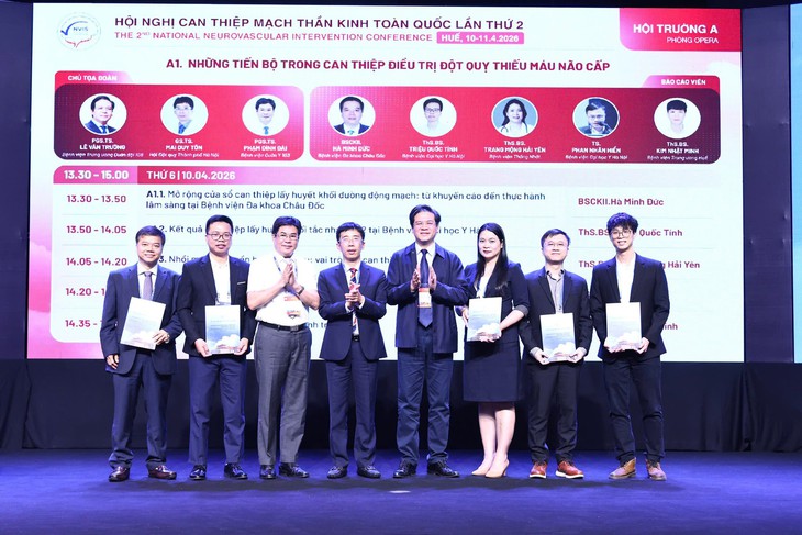 Can thiệp mạch thần kinh Việt Nam đã làm chủ nhiều kỹ thuật khó nhất thế giới- Ảnh 4. Can thiệp mạch thần kinh Việt Nam đã làm chủ nhiều kỹ thuật khó nhất thế giới- Ảnh 4.