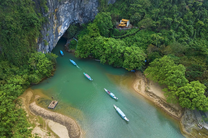 Chuyện về ngôi đền thiêng 'trấn' long mạch Phong Nha- Ảnh 3.