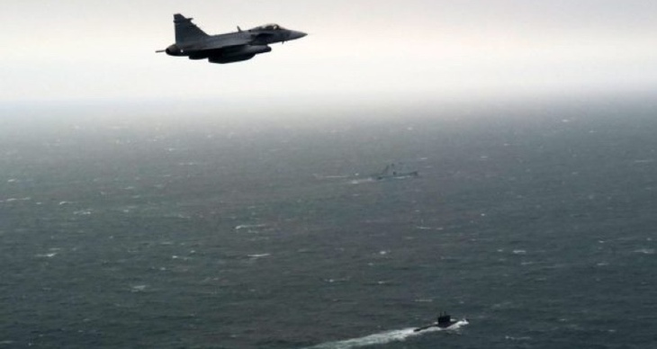 Thụy Điển điều máy bay chiến đấu Gripen truy dấu tàu ngầm lớp Kilo của Nga- Ảnh 1.