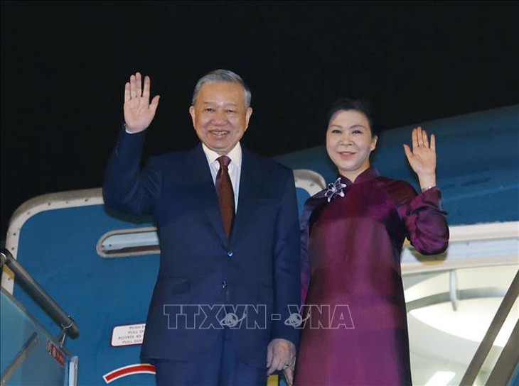 Tổng Bí thư, Chủ tịch nước Tô Lâm và Phu nhân lên đường thăm cấp Nhà nước đến Trung Quốc- Ảnh 1.