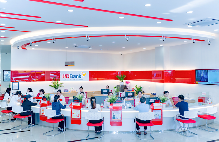 cổ phiếu hdb.png