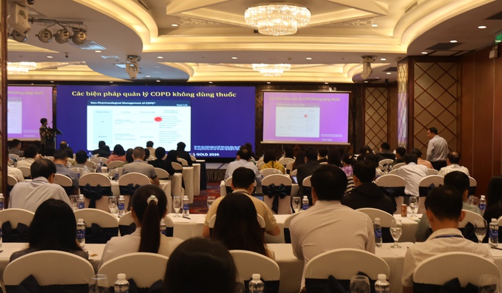 Vì sao dự phòng nhiễm trùng đóng vai trò quan trọng trong chăm sóc người mắc bệnh phổi tắc nghẽn mạn tính?- Ảnh 1.