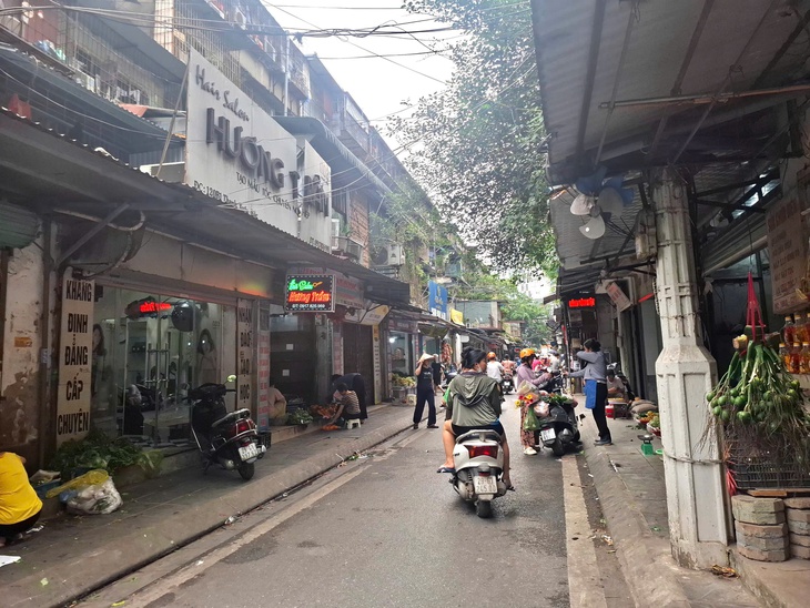 Tận thấy sự 'cũ kỹ' của Khu tập thể Thanh Xuân Bắc trước đề xuất cải tạo- Ảnh 1.