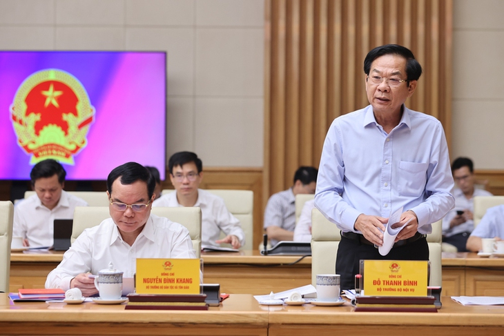 Thủ tướng yêu cầu Bộ Nội vụ tăng tốc cải cách tiền lương- Ảnh 3.