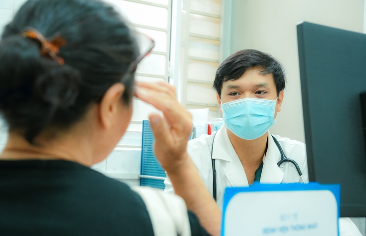 TPHCM đồng loạt triển khai khám sức khỏe miễn phí cho người dân, đưa y tế đến tận nhà
- Ảnh 8.