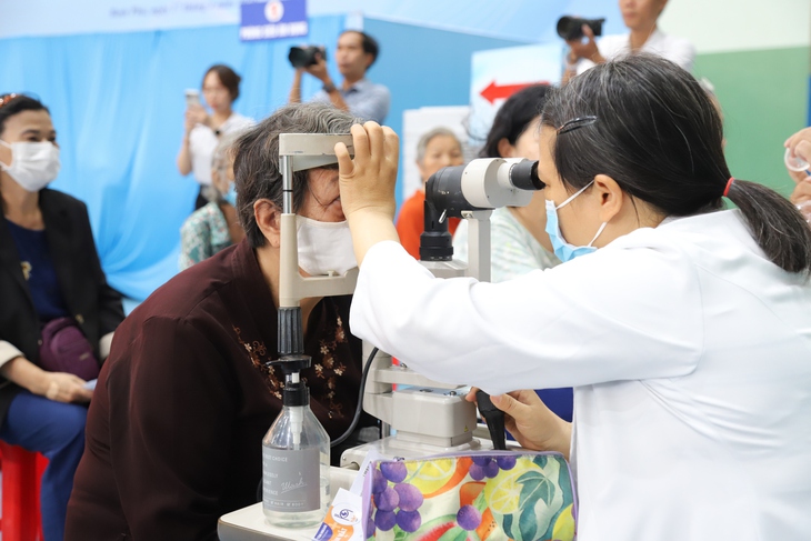 TPHCM đồng loạt triển khai khám sức khỏe miễn phí cho người dân, đưa y tế đến tận nhà
- Ảnh 5.