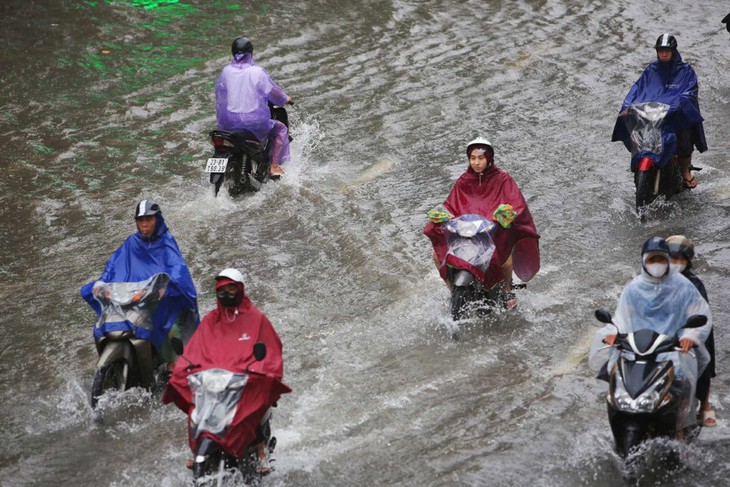 Nhiều nơi tiếp tục mưa dông mạnh, đề phòng mưa đá- Ảnh 1.