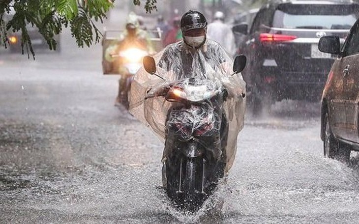 Miền Bắc tiếp tục mưa dông, trời mát dài ngày