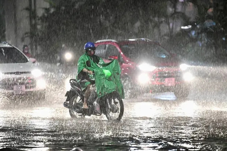 Nhiều khu vực vẫn còn mưa dông trong ngày hôm nay- Ảnh 1. Nhiều khu vực vẫn còn mưa dông trong ngày hôm nay- Ảnh 1.