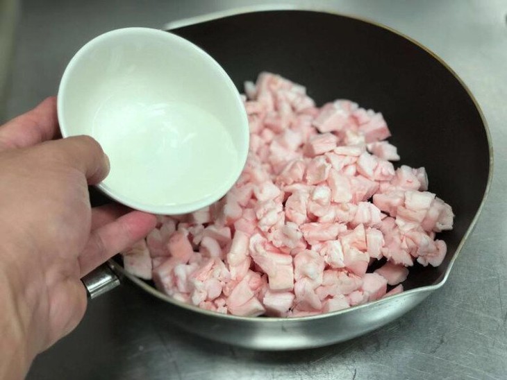 Mỡ lợn và bí quyết dưỡng da từ cung đình đến hiện đại- Ảnh 1. Mỡ lợn và bí quyết dưỡng da từ cung đình đến hiện đại- Ảnh 1.