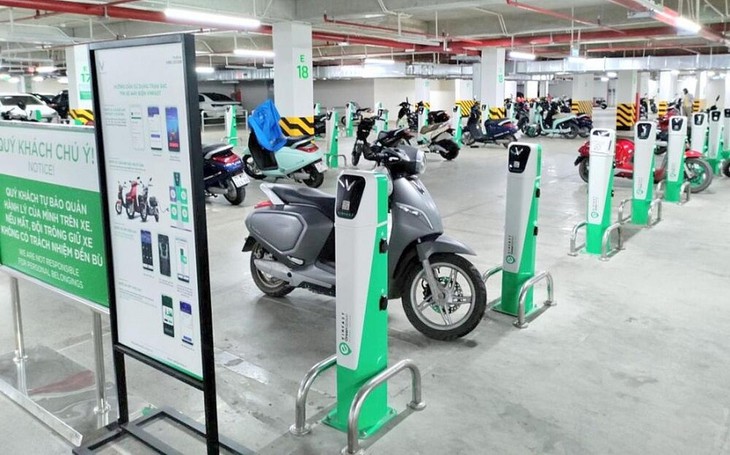 Trạm sạc xe điện trong chung cư phải bảo đảm các quy chuẩn kỹ thuật nào?- Ảnh 1. Trạm sạc xe điện trong chung cư phải bảo đảm các quy chuẩn kỹ thuật nào?- Ảnh 1.