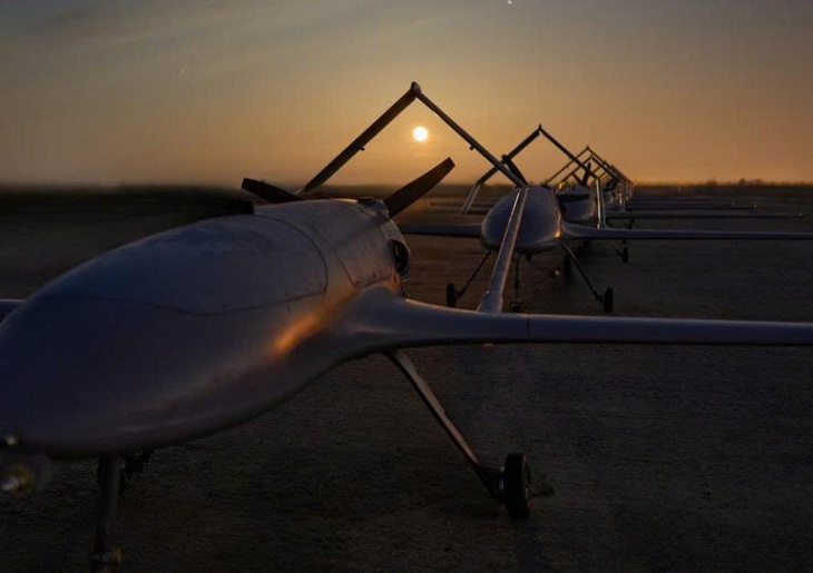 UAV Ukraine đánh thẳng vào 'huyết mạch' pháo binh Nga- Ảnh 1. UAV Ukraine đánh thẳng vào 'huyết mạch' pháo binh Nga- Ảnh 1.