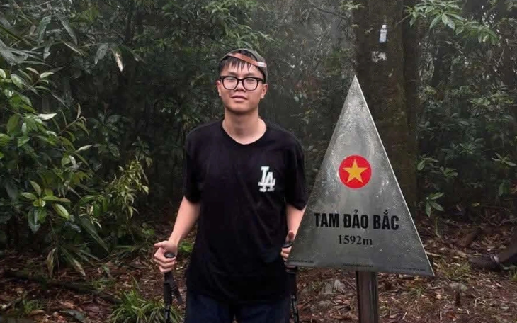 Nam sinh viên mất tích khi leo núi Tam Đảo, hơn 100 người xuyên đêm tìm kiếm