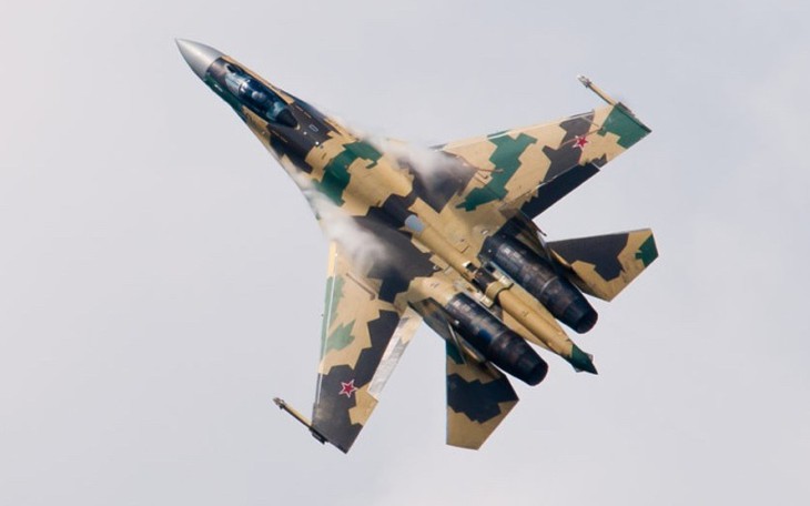 Cuộc cạnh tranh gay cấn giữa tiêm kích Su-35 Nga và F-16 Ukraine- Ảnh 2.
