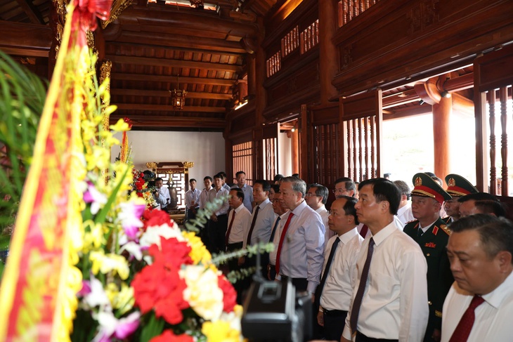 Tổng Bí thư, Chủ tịch nước Tô Lâm dự Lễ Kỷ niệm 120 năm Ngày sinh Tổng Bí thư Hà Huy Tập- Ảnh 6. Tổng Bí thư, Chủ tịch nước Tô Lâm dự Lễ Kỷ niệm 120 năm Ngày sinh Tổng Bí thư Hà Huy Tập- Ảnh 6.