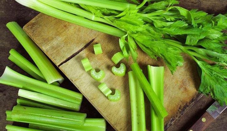 Tác dụng hạ huyết áp của cần tây - Ảnh 1.