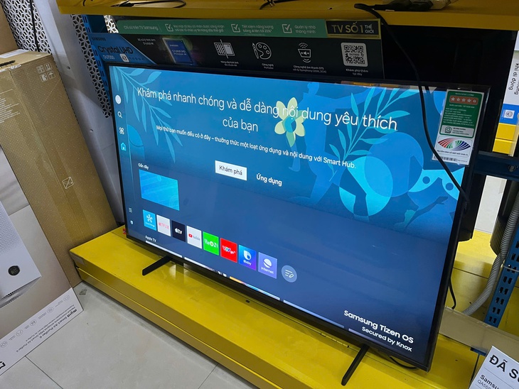 Tivi hơn 3 triệu đồng bán tràn ngập thị trường, người mua cần lưu ý gì?- Ảnh 3. Tivi hơn 3 triệu đồng bán tràn ngập thị trường, người mua cần lưu ý gì?- Ảnh 3.