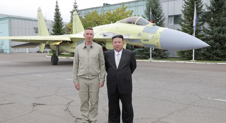 Triều Tiên có thể trở thành khách hàng tiếp theo của tiêm kích Su-35 Nga?- Ảnh 1. Triều Tiên có thể trở thành khách hàng tiếp theo của tiêm kích Su-35 Nga?- Ảnh 1.