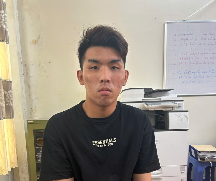 Phát hiện bạn gái có người mới nhưng giấu, đối tượng dùng dao đâm khiến 2 người tử vong- Ảnh 1. Phát hiện bạn gái có người mới nhưng giấu, đối tượng dùng dao đâm khiến 2 người tử vong- Ảnh 1.