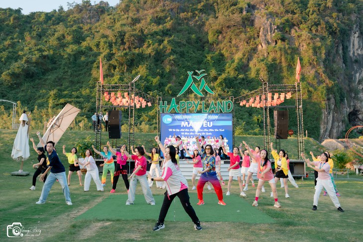 Hải Phòng lần đầu tổ chức lớp tập huấn Hướng dẫn viên Vũ đạo thể thao giải trí - Ảnh 1. Hải Phòng lần đầu tổ chức lớp tập huấn Hướng dẫn viên Vũ đạo thể thao giải trí - Ảnh 1.
