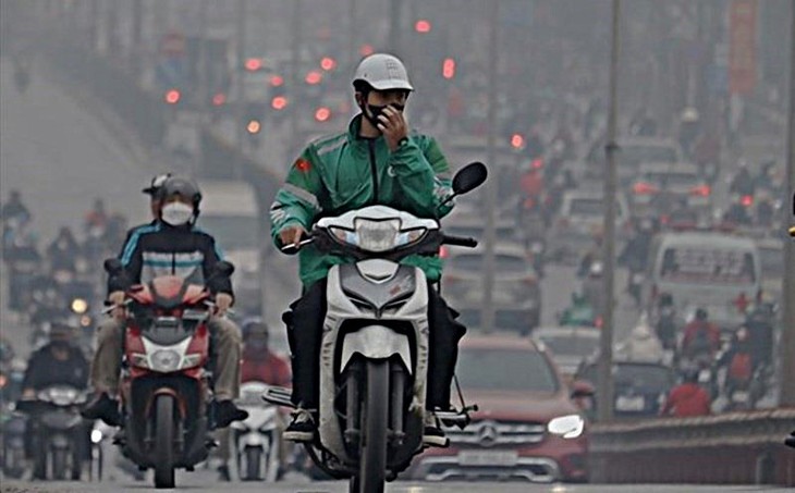 cấm xe máy xăng