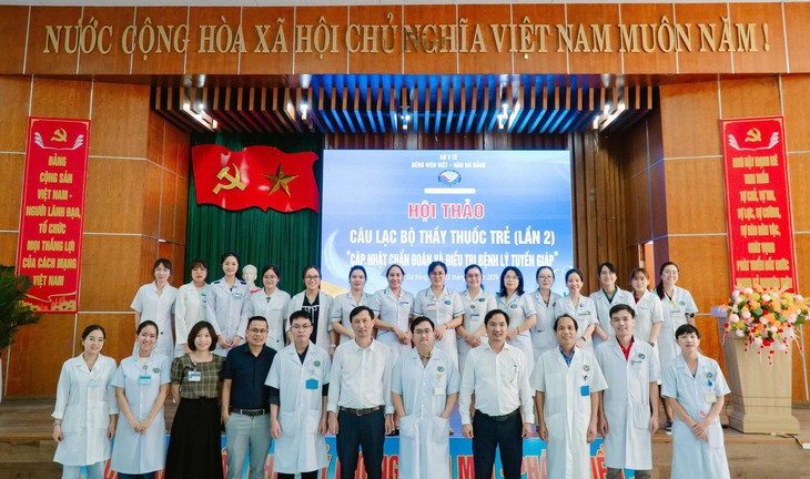 Cập nhật điều trị bệnh tuyến giáp cho thầy thuốc trẻ ở Đà Nẵng- Ảnh 1. Cập nhật điều trị bệnh tuyến giáp cho thầy thuốc trẻ ở Đà Nẵng- Ảnh 1.