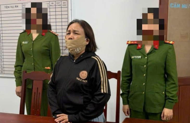 Khởi tố nữ chủ quán bán cà phê giả- Ảnh 1. Khởi tố nữ chủ quán bán cà phê giả- Ảnh 1.