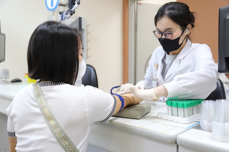 Ngày Sức khỏe toàn dân 7/4: TPHCM triển khai khám tầm soát miễn phí tại 58 điểm - Ảnh 1. Ngày Sức khỏe toàn dân 7/4: TPHCM triển khai khám tầm soát miễn phí tại 58 điểm - Ảnh 1.