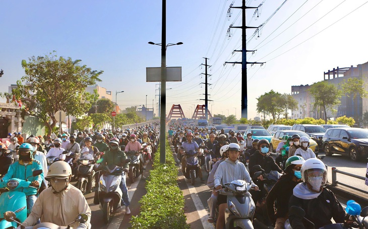 Từ 1/7/2027, áp dụng kiểm định khí thải xe máy tại Hà Nội và TP HCM- Ảnh 2.
