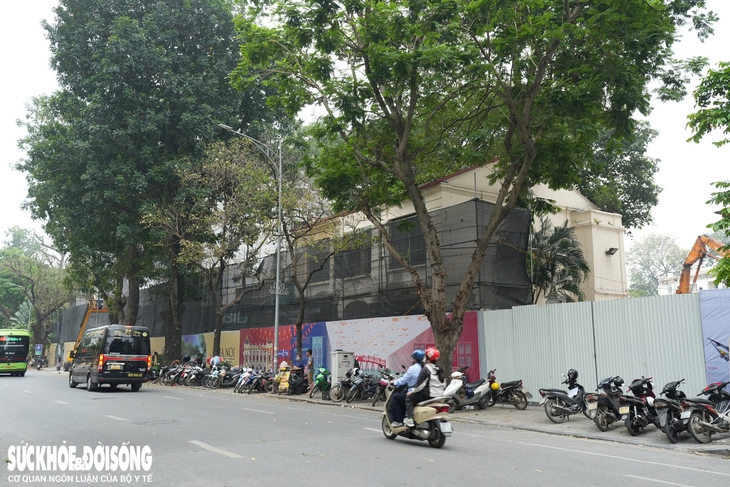 Tháo dỡ khách sạn trăm tỉ trên 'đất vàng' cạnh Hồ Gươm- Ảnh 9.