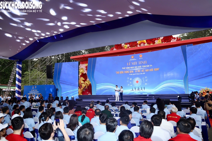 Lực lượng Y tế Công an nhân dân triển khai khám sàng lọc tại Ngày Sức khỏe toàn dân 7/4- Ảnh 1.
