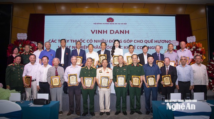 Thầy thuốc Nghệ An tại Hà Nội lan tỏa y đức, hướng về quê hương- Ảnh 6.