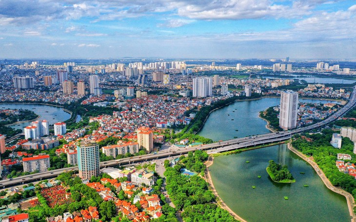 Thị trường BĐS mất cân đối cung cầu, thừa phân khúc cao cấp ít nhà ở xã hội- Ảnh 1.