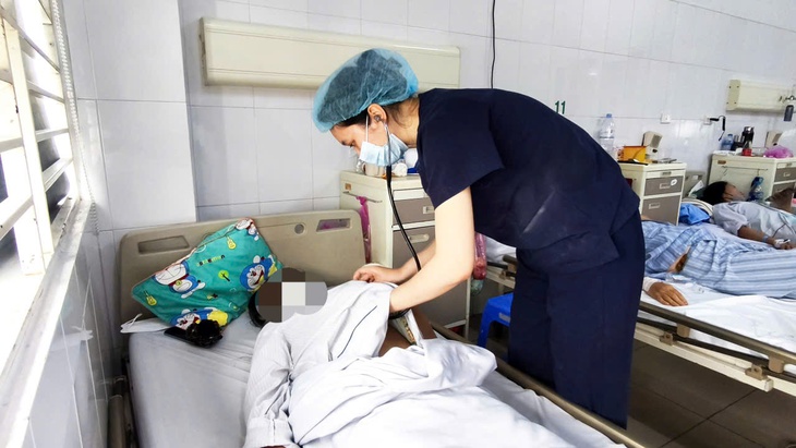 Một phụ nữ viêm màng não do nhiễm loại nấm 'giấu mặt' trong vỏ cây bạch đàn- Ảnh 2.