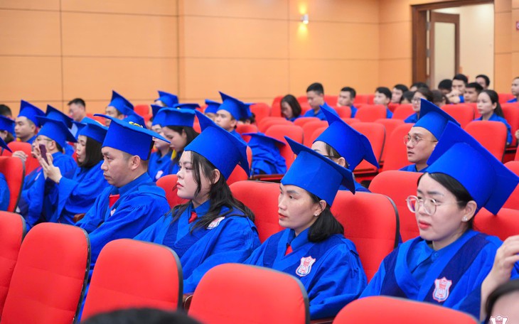 Nâng cao năng lực chuyên môn, đáp ứng nhu cầu chăm sóc sức khỏe nhân dân vùng khó khăn- Ảnh 2.