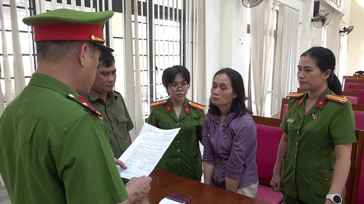 Bắt tạm giam người phụ nữ ngang nhiên chiếm giữ nhà của người khác- Ảnh 1.