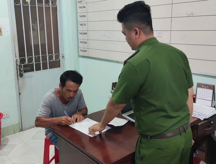 Tạm giam tài công uống rượu tông chết người lái đò- Ảnh 1.