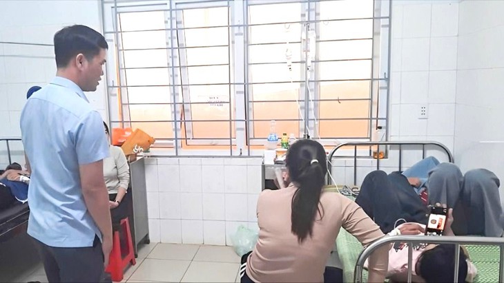 Phát hiện vi khuẩn Salmonella, E. coli trong vụ 86 người ngộ độc bánh mì ở Đắk Lắk- Ảnh 1.