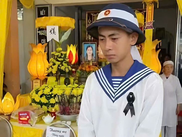 Chiến sĩ mới nén nỗi buồn ngày nhập ngũ, lập công trên thao trường- Ảnh 1. Chiến sĩ mới nén nỗi buồn ngày nhập ngũ, lập công trên thao trường- Ảnh 1.