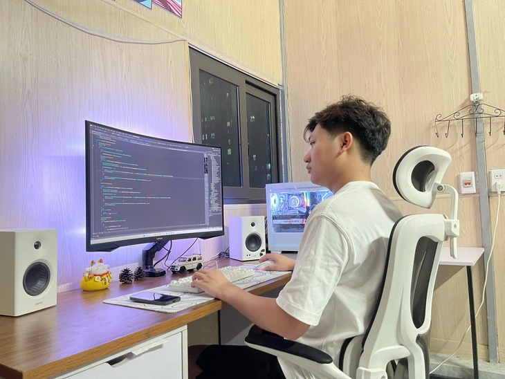 Chủ trọ thu tiền điện quá giá có thể bị phạt tới 30 triệu đồng: Người thuê mong chấm dứt cảnh 'gánh phí vô lý'- Ảnh 2. Chủ trọ thu tiền điện quá giá có thể bị phạt tới 30 triệu đồng: Người thuê mong chấm dứt cảnh 'gánh phí vô lý'- Ảnh 2.