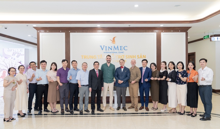 Vinmec đưa chuyên gia hàng đầu thế giới đến Việt Nam đào tạo chuyên sâu về y học bào thai- Ảnh 1.