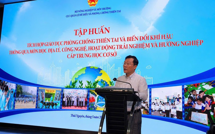 Tích hợp kiến thức phòng chống thiên tai vào các môn học bậc THCS