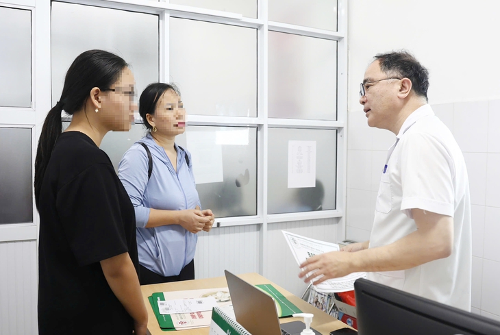 Dấu hiệu nhiều phụ huynh bỏ qua khiến trẻ biến dạng cột sống- Ảnh 2. Dấu hiệu nhiều phụ huynh bỏ qua khiến trẻ biến dạng cột sống- Ảnh 2.