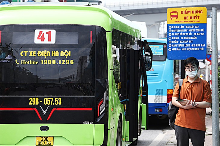 miễn phí vé xe buýt miễn phí vé xe buýt