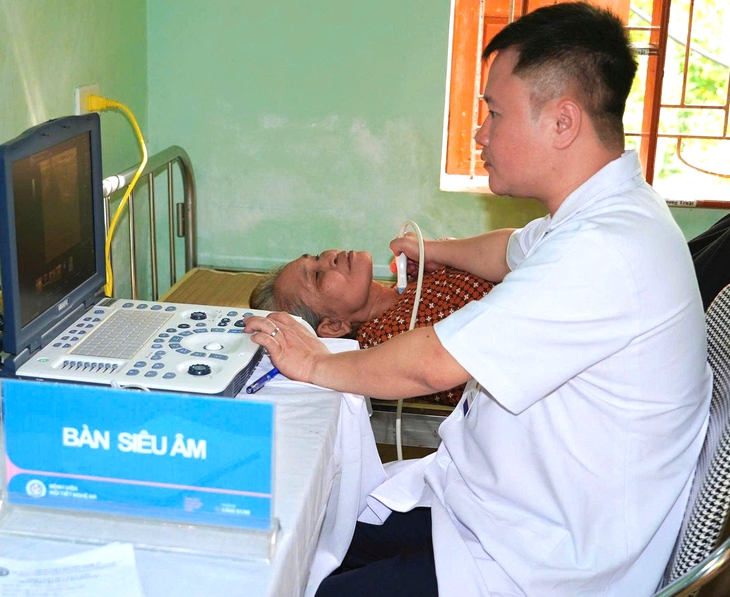 Phát hiện nhiều ca đái tháo đường, tổn thương tuyến giáp qua khám sàng lọc ở miền núi Nghệ An- Ảnh 3.