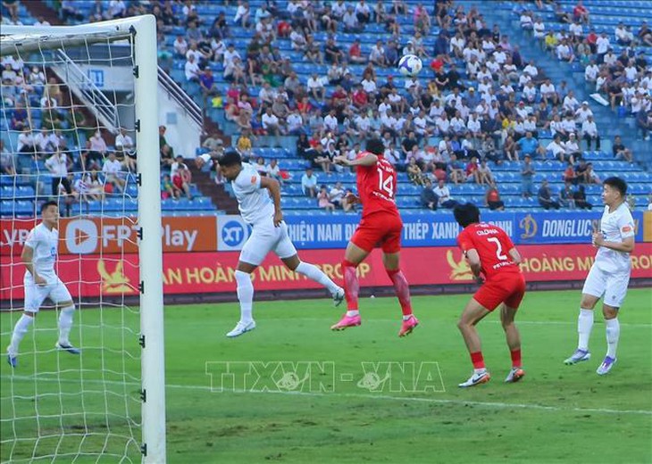 V.League 1 - 2025/2026: Câu lạc bộ Công an Hà Nội lên ngôi vô địch sớm- Ảnh 1.