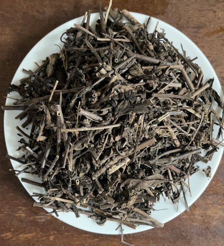 6 vị thuốc quen thuộc giúp mát gan trong ngày nắng nóng- Ảnh 4.